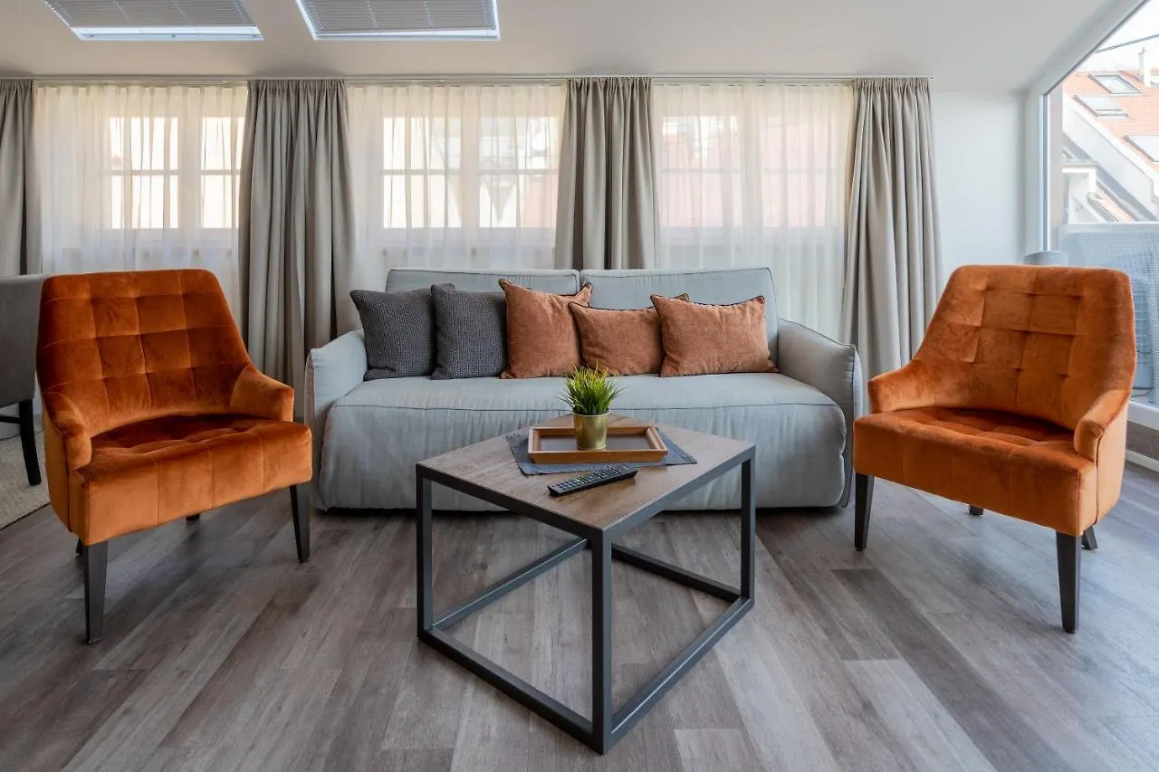 Kaiser Max Design Appartements 0*, Innsbruck
