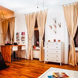 wohnen-im-herzen-von-wien-apartment.vienna-besthotels.com/